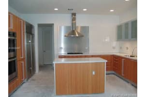 240 Ari Way, Miami Beach, FL 33141, Sold 02/03/16