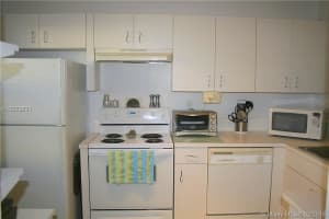 14124 SW 121st Pl, Miami, FL 33186, Sold 04/20/16
