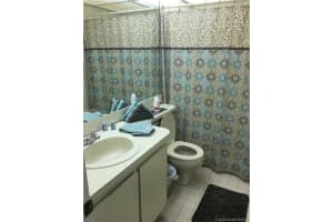 18935 NW 62nd Ave, Hialeah, FL 33015, Sold 04/20/16