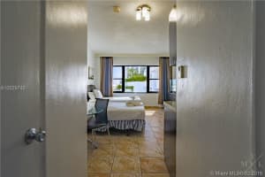 6345 Collins Ave, Miami Beach, FL 33141, Sold 04/14/16