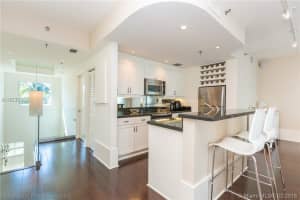 828 3rd St, Miami Beach, FL 33139, Sold 08/08/16