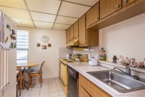 1300 Alton Rd #3a, Miami Beach, FL 33139, Sold 06/17/16