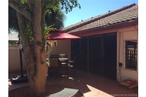 8553 SW 113th Ct, Miami, FL 33173, Sold 04/29/16