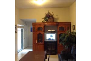 10832 SW 72nd St, Miami, FL 33173, Sold 04/28/16