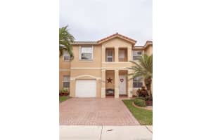 13535 NW 9th Ct, Pembroke Pines, FL 33028, Sold 04/01/16