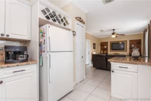 13535 NW 9th Ct, Pembroke Pines, FL 33028, Sold 04/01/16
