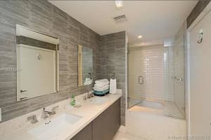 1250 Ocean Dr #2k, Miami Beach, FL 33139, Sold 12/16/16
