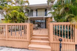 16500 NE 27th Ave, North Miami Beach, FL 33160, Sold 12/01/16