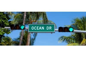 325 Ocean Dr, Miami Beach, FL 33139, Sold 05/11/16