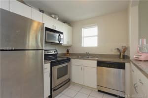 760 Euclid Ave, Miami Beach, FL 33139, Sold 04/04/16