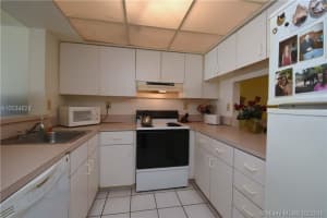 8420 SW 154th Cir Ct, Miami, FL 33193, Sold 05/16/16