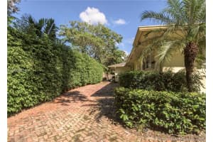 20331 NE 20th Pl, Miami, FL 33179, Sold 12/08/16