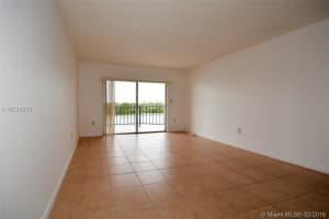 5201 NW 7th St, Miami, FL 33126, Sold 03/24/16