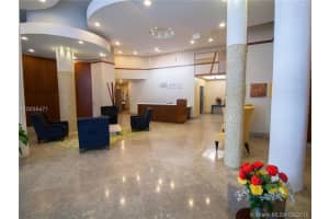 186 SE 12th Terrace #2204, Miami, FL 33131, Sold 03/25/16