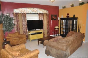 908 NW 133rd Ave, Pembroke Pines, FL 33028, Sold 04/19/16
