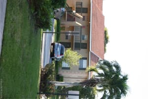 10449 NW 8th St, Pembroke Pines, FL 33026, Sold 04/18/16