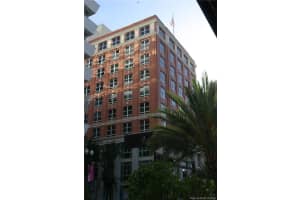 101 E Flagler St, Miami, FL 33131, Sold 07/15/16