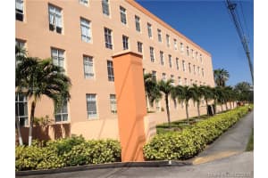 7400 W 20th Ave, Hialeah, FL 33016, Sold 03/22/16