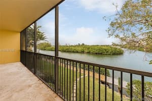 6100 Paradise Point Dr, Palmetto Bay, FL 33157, Sold 01/20/17