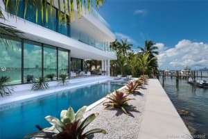 7800 Miami View Dr, North Bay Village, FL 33141, Sold 12/09/16