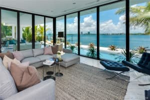 7800 Miami View Dr, North Bay Village, FL 33141, Sold 12/09/16