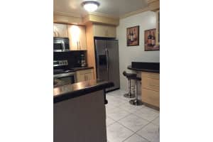 130 S Shore Dr #4c, Miami Beach, FL 33141, Sold 08/08/16