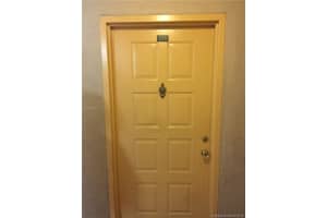 15201 SW 80th St, Miami, FL 33193, Sold 05/13/16