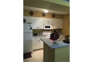 15201 SW 80th St, Miami, FL 33193, Sold 05/13/16