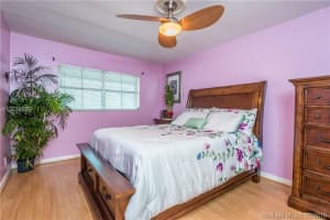 6711 N Kendall Dr, Miami, FL 33156, Sold 04/14/16
