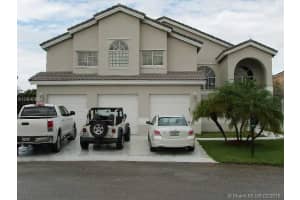 950 NW 197th Terrace, Pembroke Pines, FL 33029, Sold 04/04/16