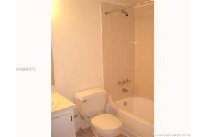 350 Palm Cir W, Pembroke Pines, FL 33025, Sold 07/25/16