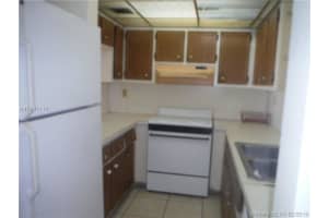 1810 W 56th St, Hialeah, FL 33012, Sold 08/15/16