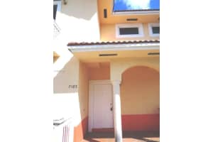 7485 NW 181st St, Hialeah, FL 33015, Sold 06/23/16