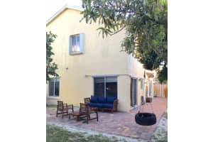 8771 SW 9th Ct, Pembroke Pines, FL 33025, Sold 06/21/16