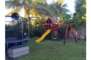 8771 SW 9th Ct, Pembroke Pines, FL 33025, Sold 06/21/16