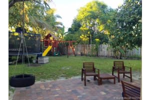 8771 SW 9th Ct, Pembroke Pines, FL 33025, Sold 06/21/16