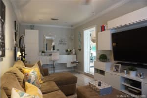 9798 NW 122nd Terrace, Hialeah Gardens, FL 33018, Sold 04/29/16