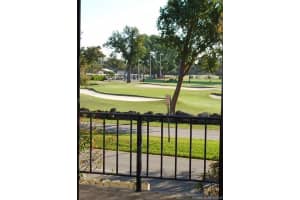 6500 Kendale Lakes Dr, Miami, FL 33183, Sold 05/02/16
