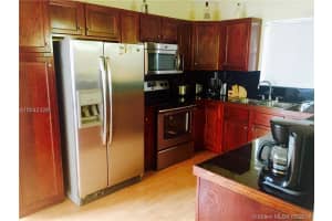 9746 NW 4th Ln, Miami, FL 33172, Sold 03/31/16