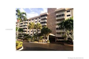 800 NE 195th St, Miami, FL 33179, Sold 04/27/16