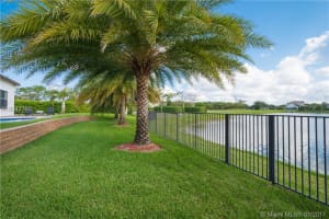 3789 NW 82nd Terrace, Pembroke Pines, FL 33024, Sold 04/14/17