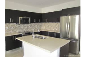 7031 NW 103rd Ct, Doral, FL 33178, Sold 05/16/16