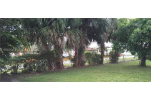 20400 NW 22nd Ave, Miami Gardens, FL 33056, Sold 05/05/16