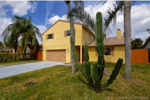 8415 SW 19th St, North Lauderdale, FL 33068, Sold 06/15/16
