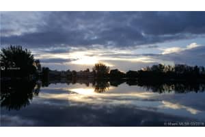 4879 SW 71st Pl, Miami, FL 33155, Sold 05/13/16