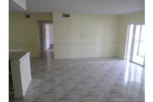 3021 N Oakland Forest Dr, Oakland Park, FL 33309, Sold 08/26/16