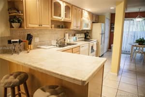 87200 Overseas Hwy APT T2, Islamorada, FL 33036, Sold 04/04/16