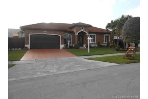 17616 NW 91st Ct, Hialeah, FL 33018, Sold 05/16/16