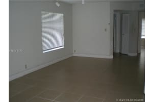 1272 The Pointe Dr, West Palm Beach, FL 33409, Sold 09/29/16