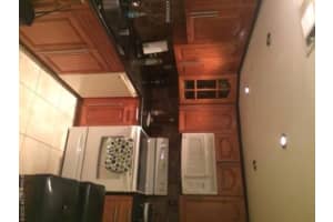 8261 NW 8th St, Miami, FL 33126, Sold 05/02/16